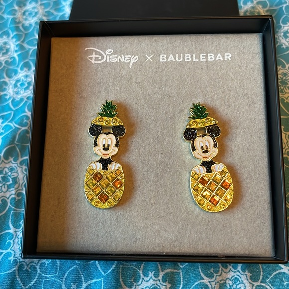 Disney BaubleBar Mickey Mouse Pineapple Earrings - Picture 4 of 8